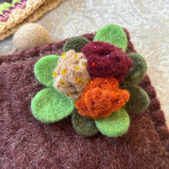 Brand New Erin Knitwear Handmade Wool Zip Coin Pouch & Granny Square Earband - Picture 6 of 16